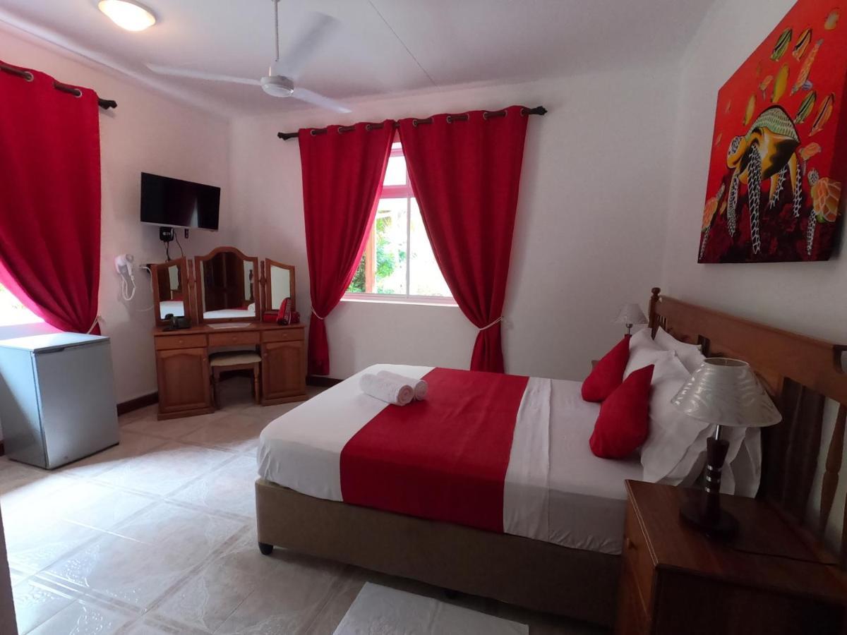 Le Chevalier Bay Guesthouse Ансе Лацио Экстерьер фото