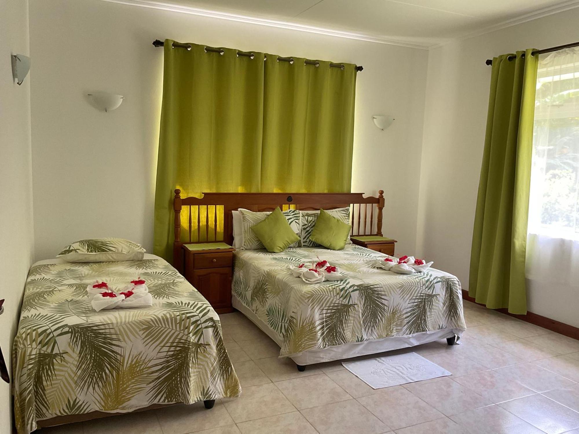 Le Chevalier Bay Guesthouse Ансе Лацио Экстерьер фото