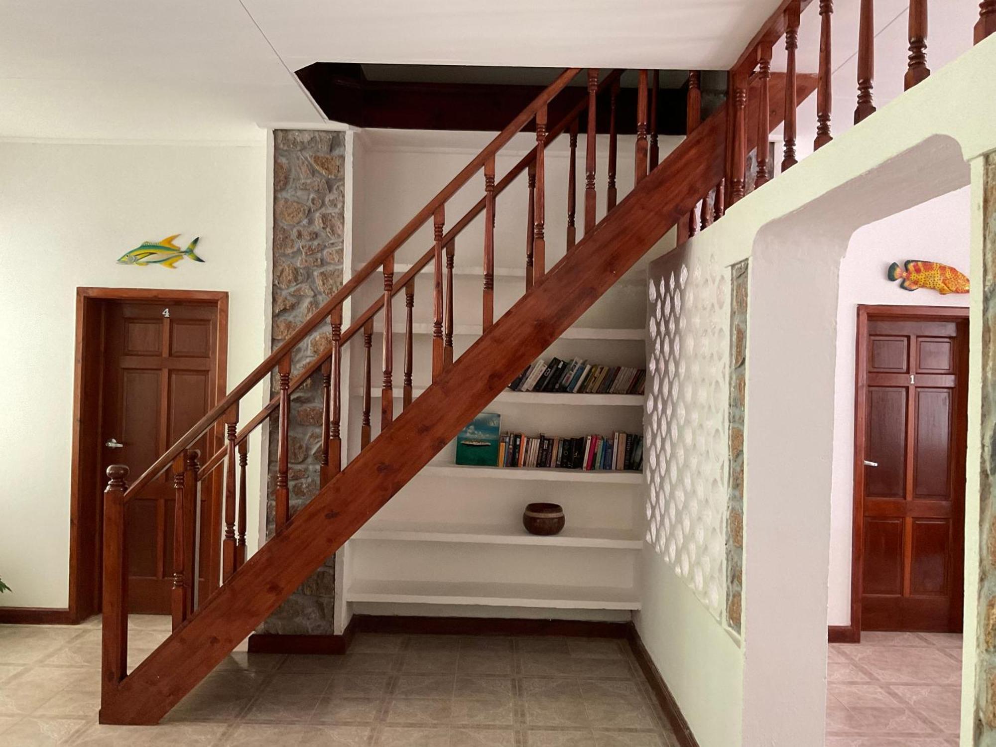 Le Chevalier Bay Guesthouse Ансе Лацио Экстерьер фото